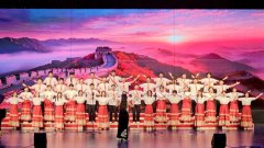 合唱《天耀中华》